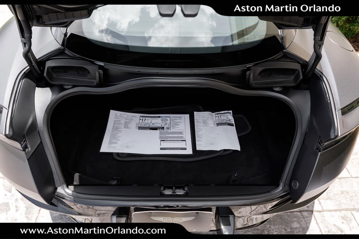 2024 Aston Martin DB12 Base