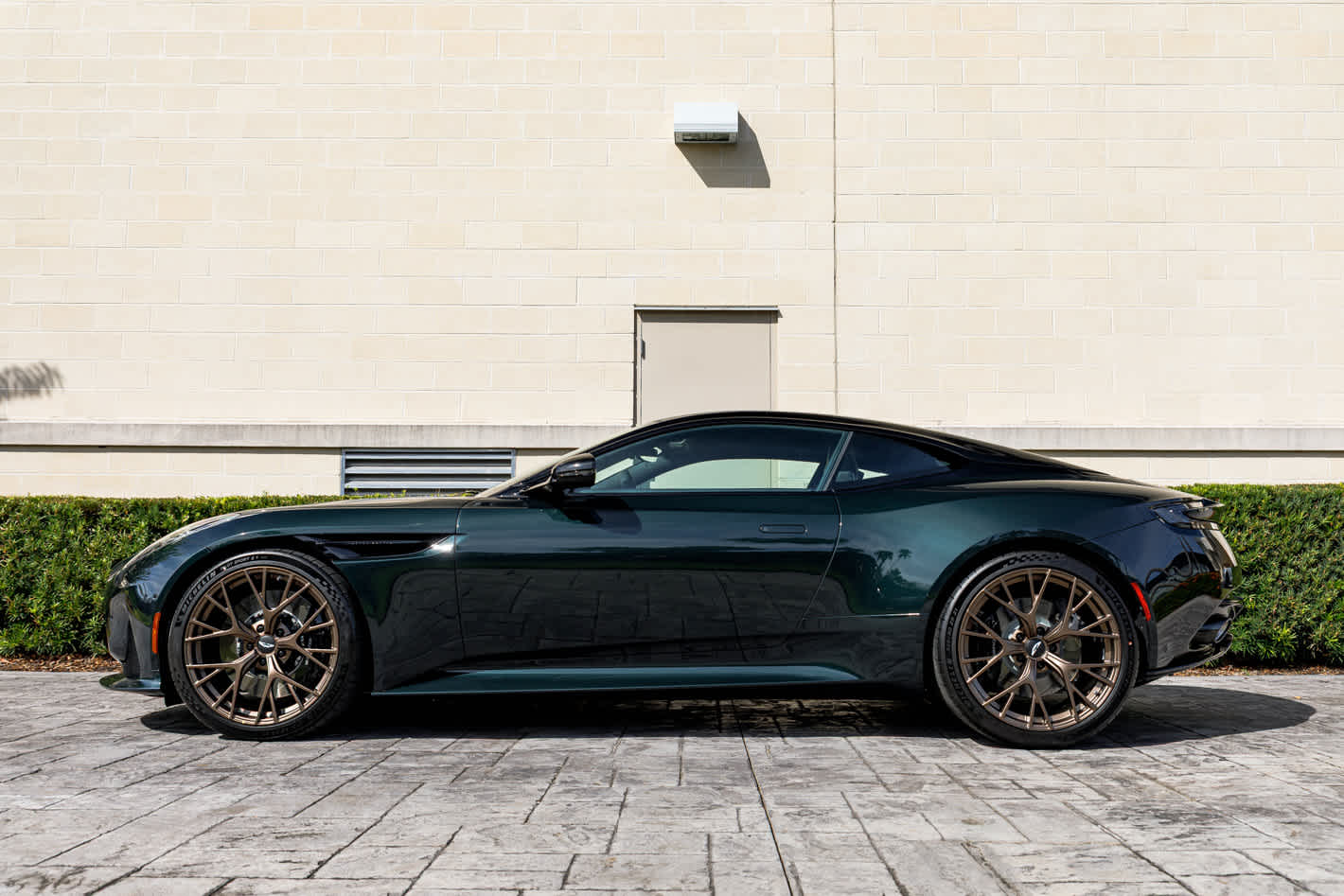 2026 Aston Martin DB12 Base