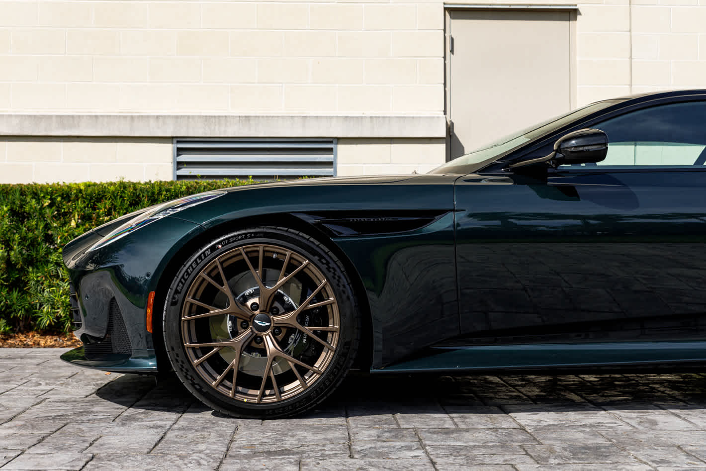 2026 Aston Martin DB12 Base