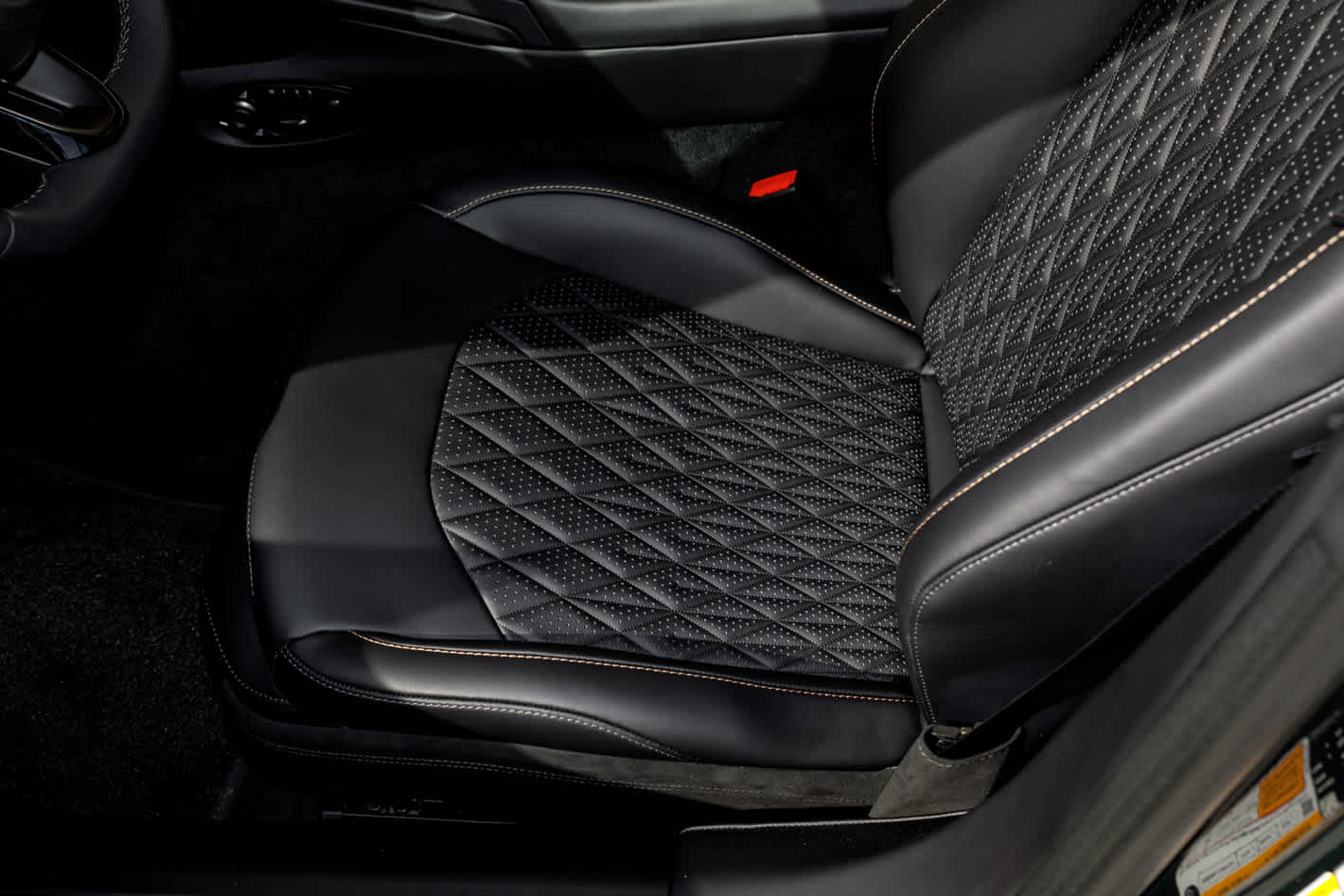 2026 Aston Martin DB12 Base