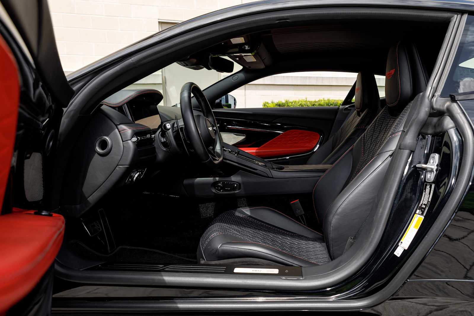 2024 Aston Martin DB12 Base