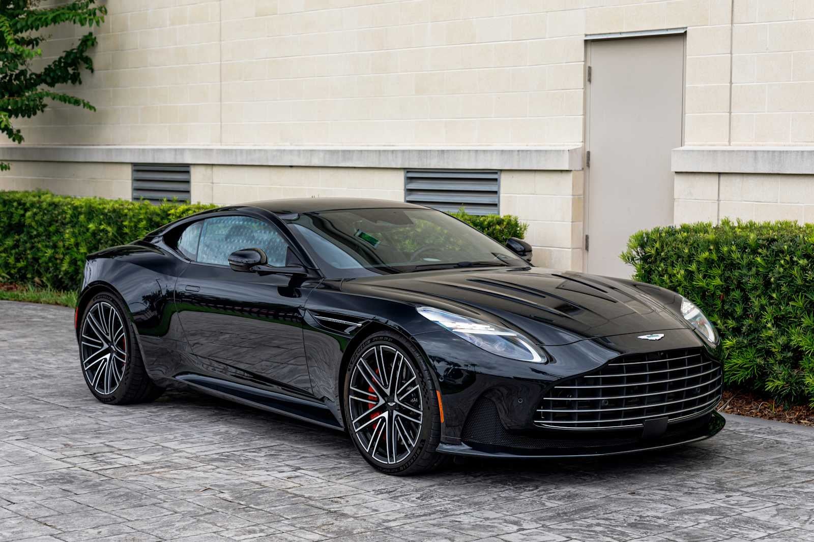 2024 Aston Martin DB12 Base