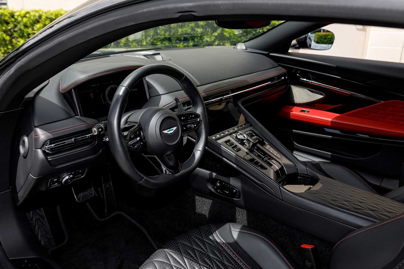 2024 Aston Martin DB12 Base