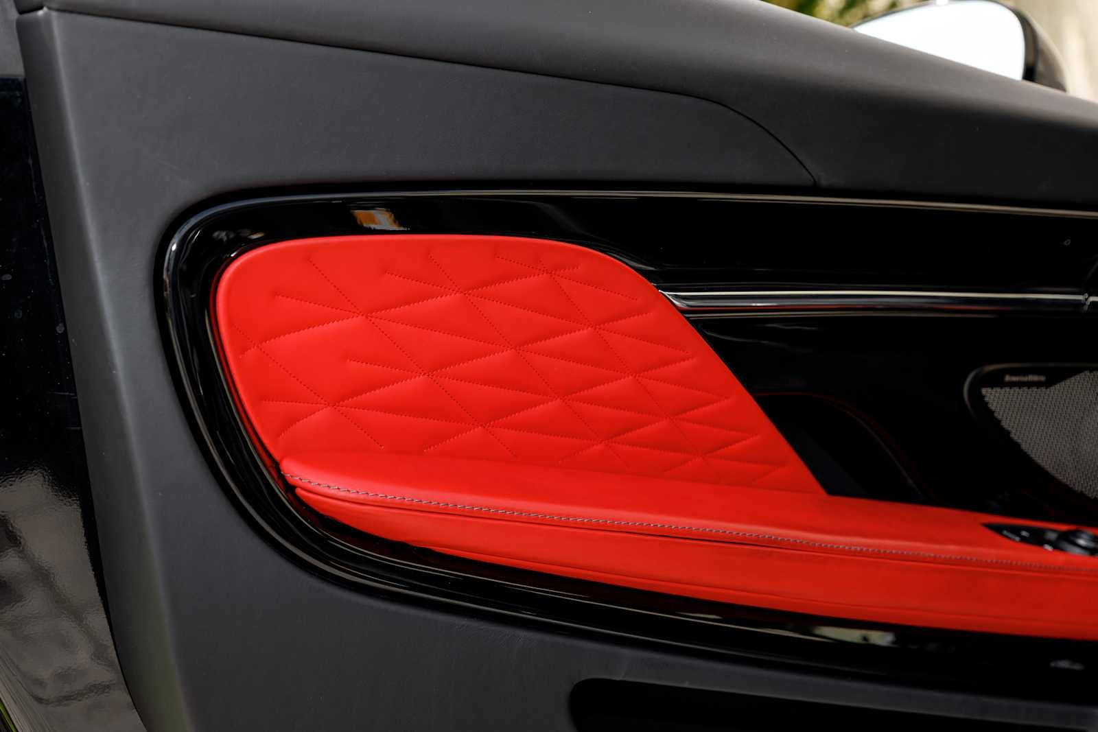 2024 Aston Martin DB12 Base