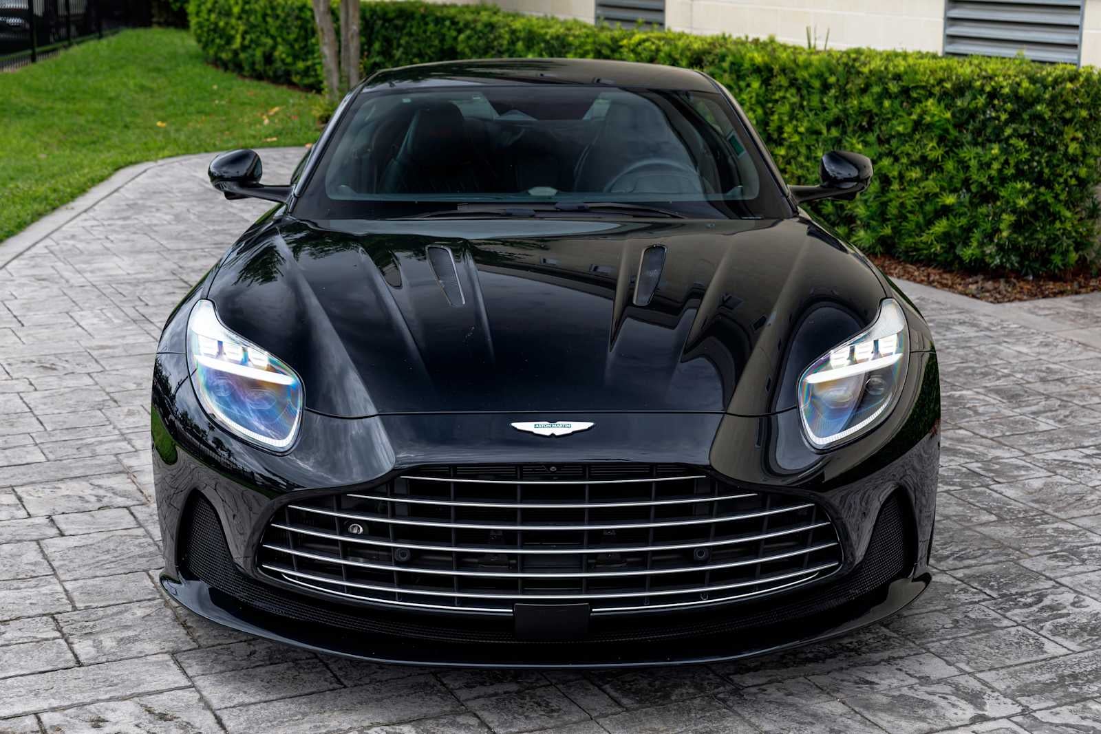 2024 Aston Martin DB12 Base