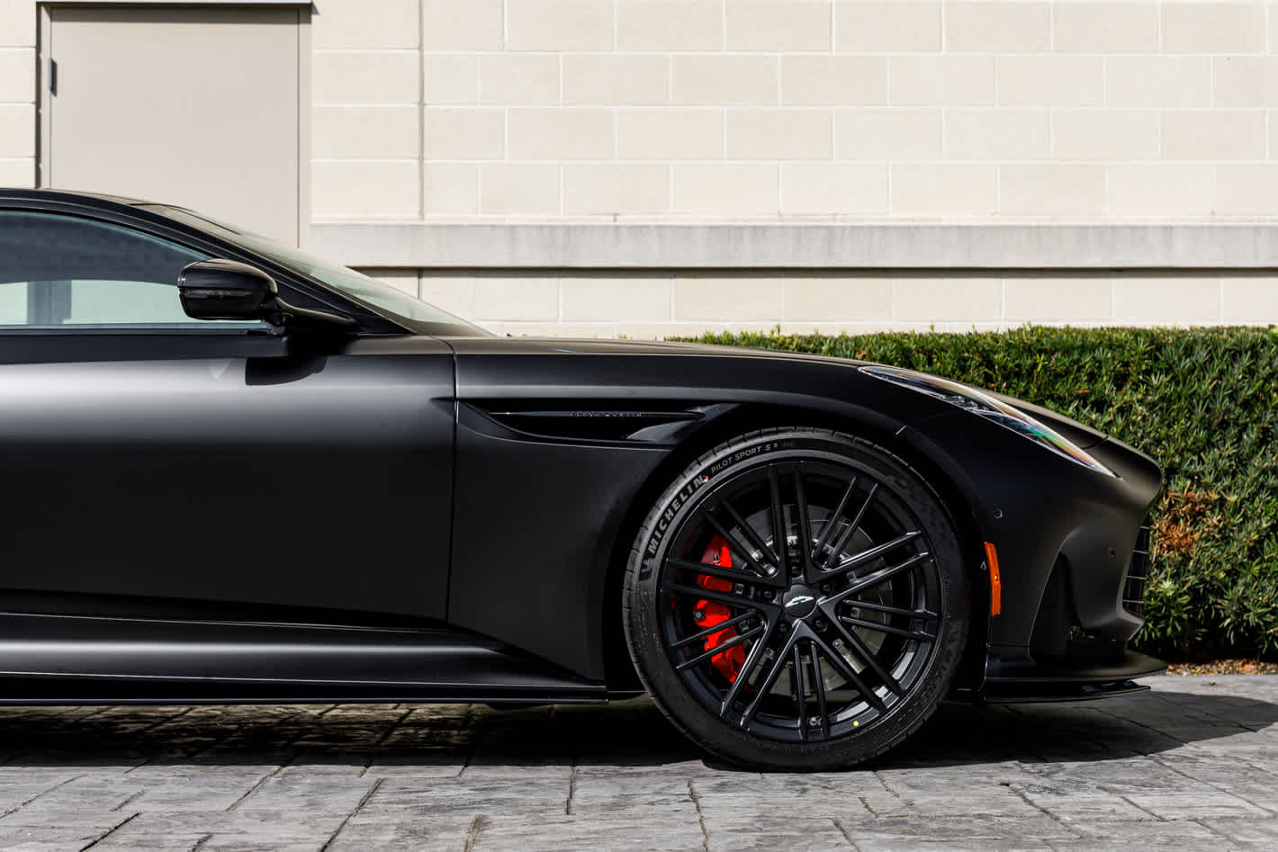 2026 Aston Martin DB12 Base