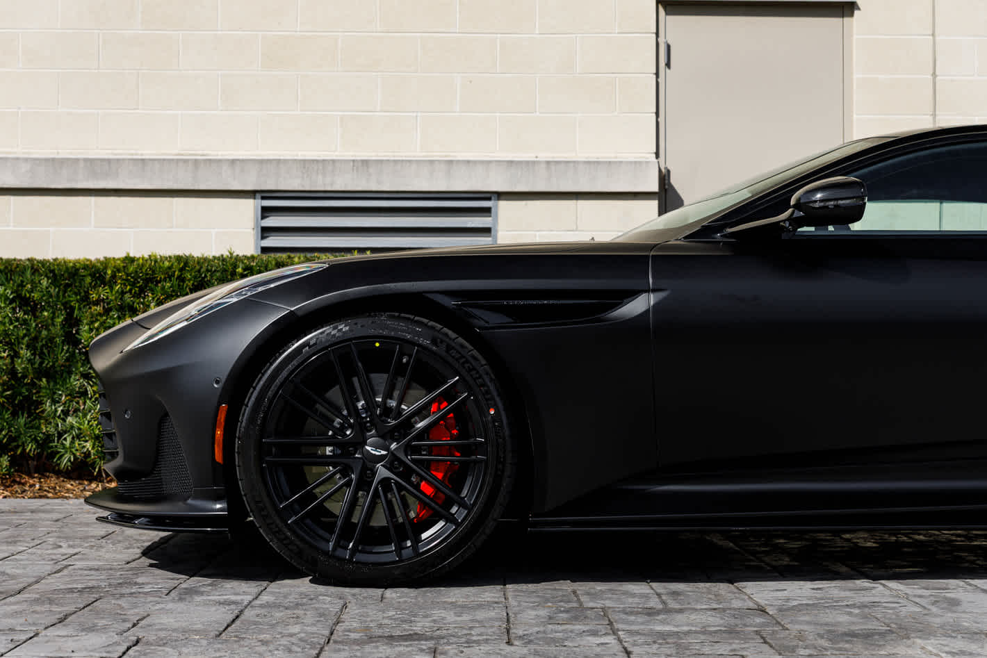 2026 Aston Martin DB12 Base