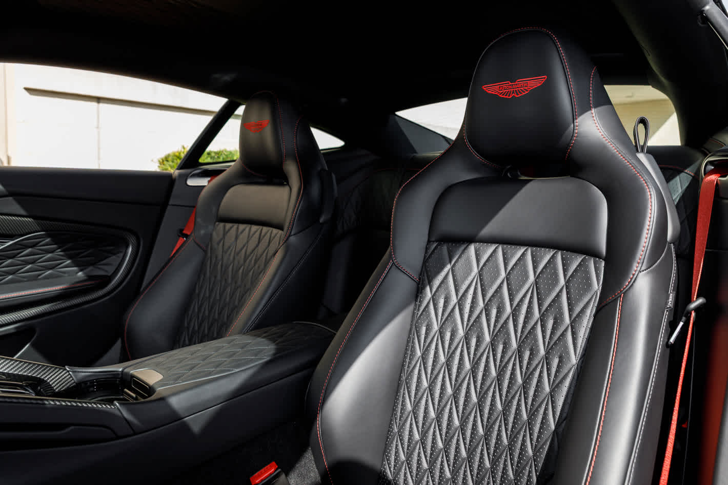 2026 Aston Martin DB12 Base