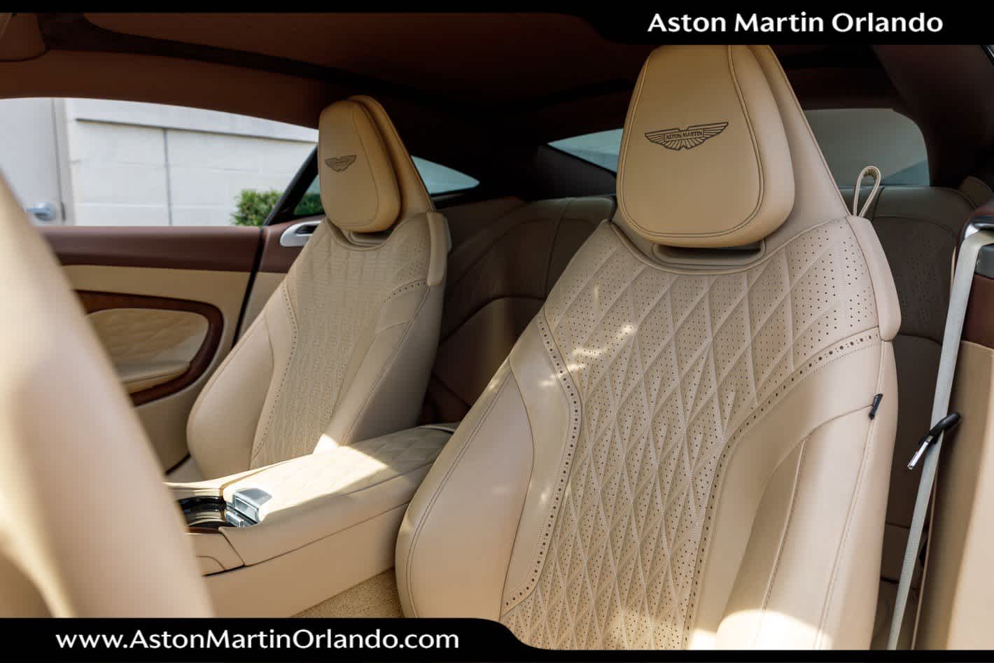 2024 Aston Martin DB12 Base