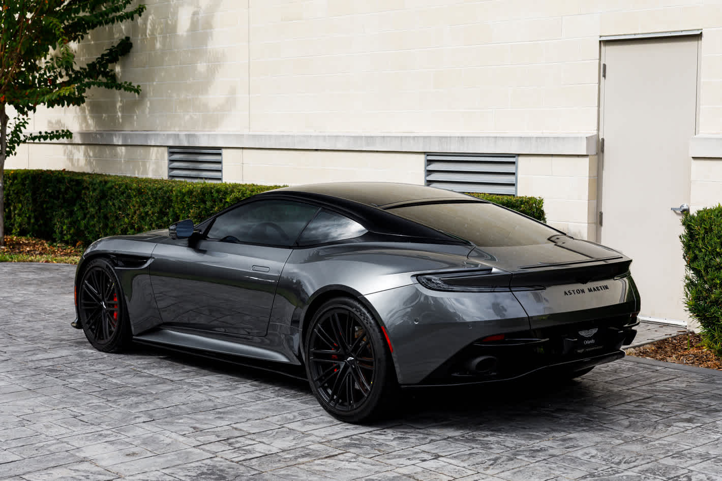 2024 Aston Martin DB12 Base