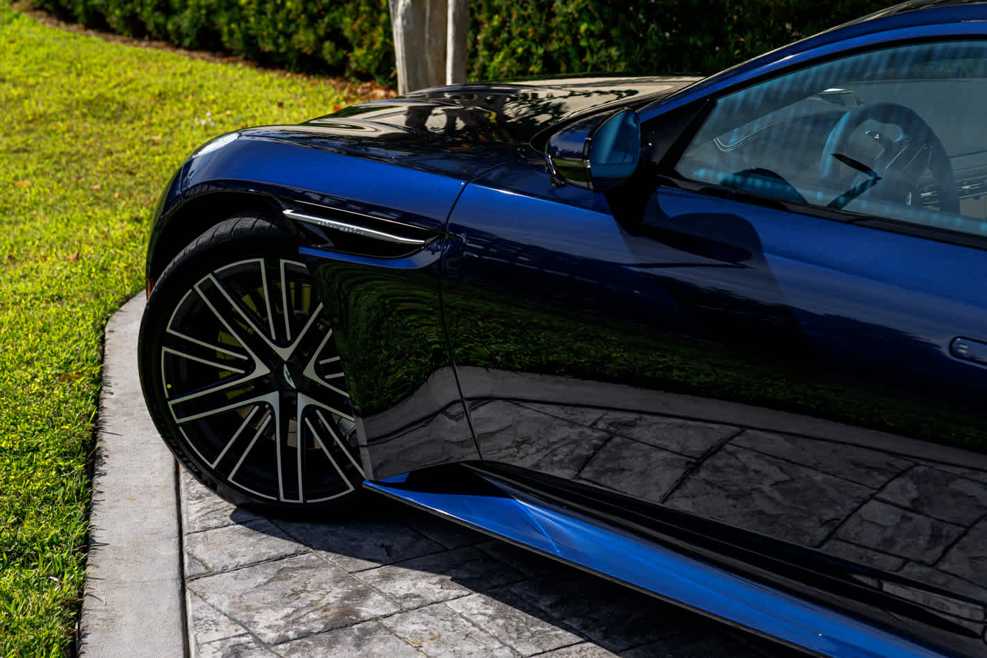 2026 Aston Martin DB12 Base