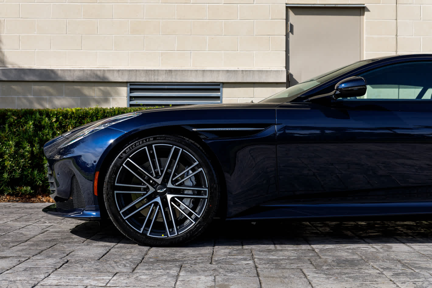 2026 Aston Martin DB12 Base