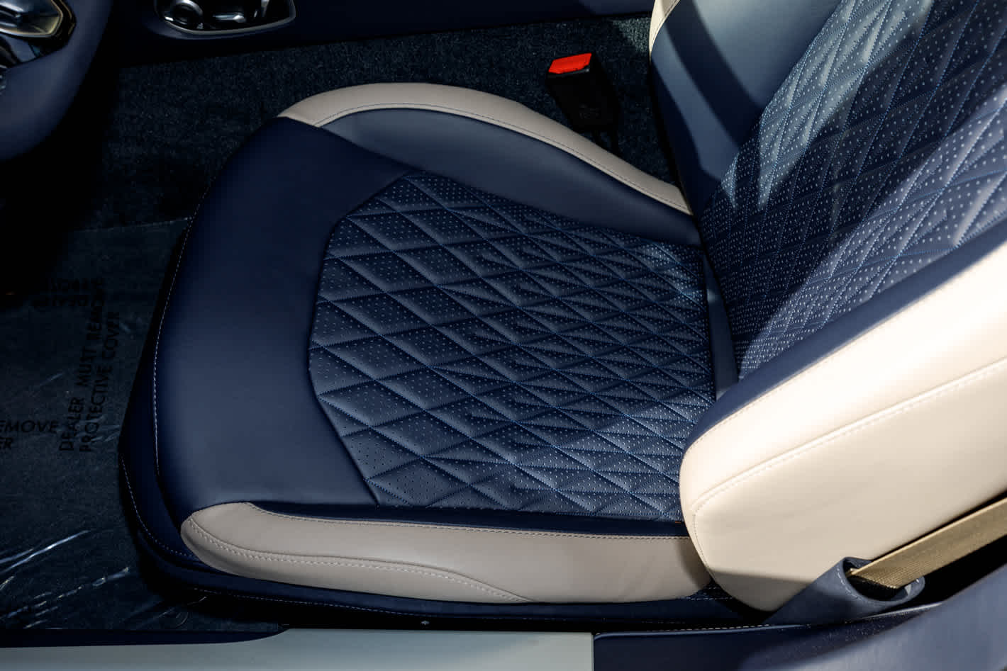 2026 Aston Martin DB12 Base