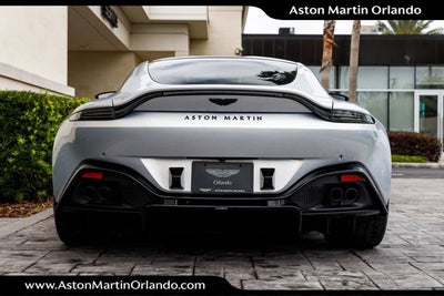 2022 Aston Martin Vantage Base