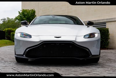 2022 Aston Martin Vantage Base