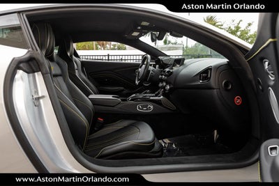2022 Aston Martin Vantage Base