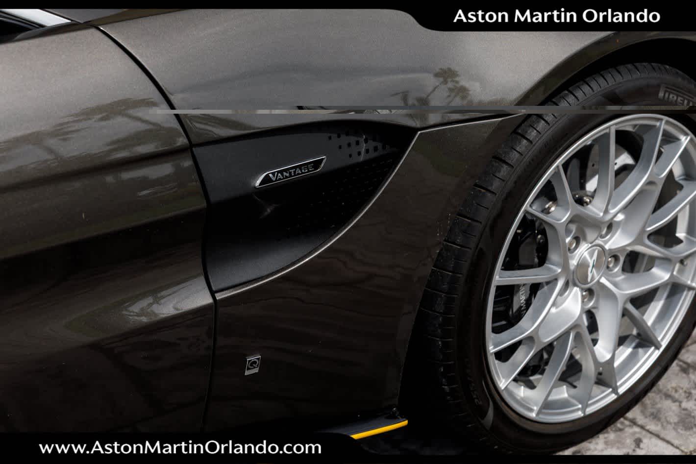 2021 Aston Martin Vantage Base