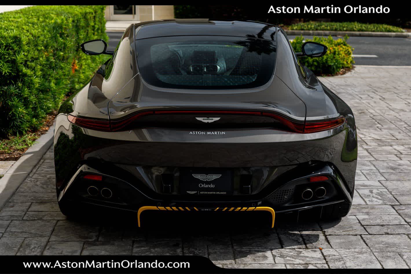 2021 Aston Martin Vantage Base