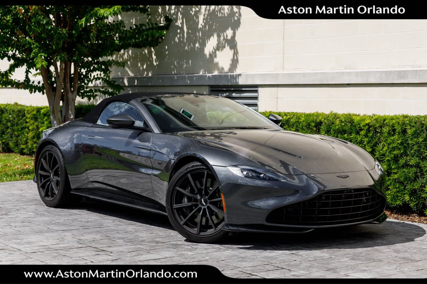 2021 Aston Martin Vantage Base