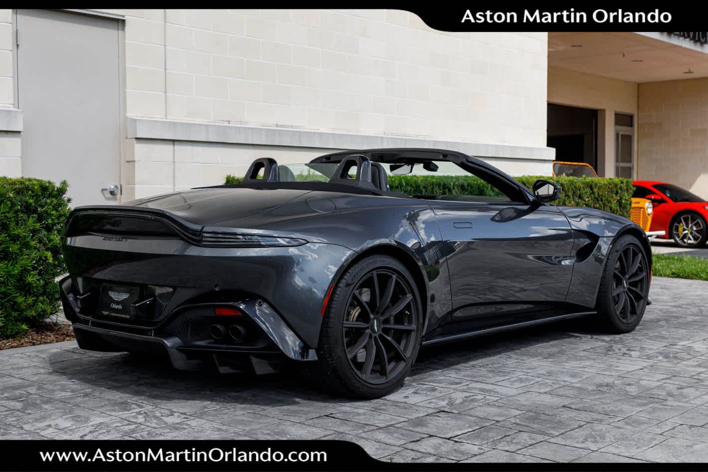 2021 Aston Martin Vantage Base