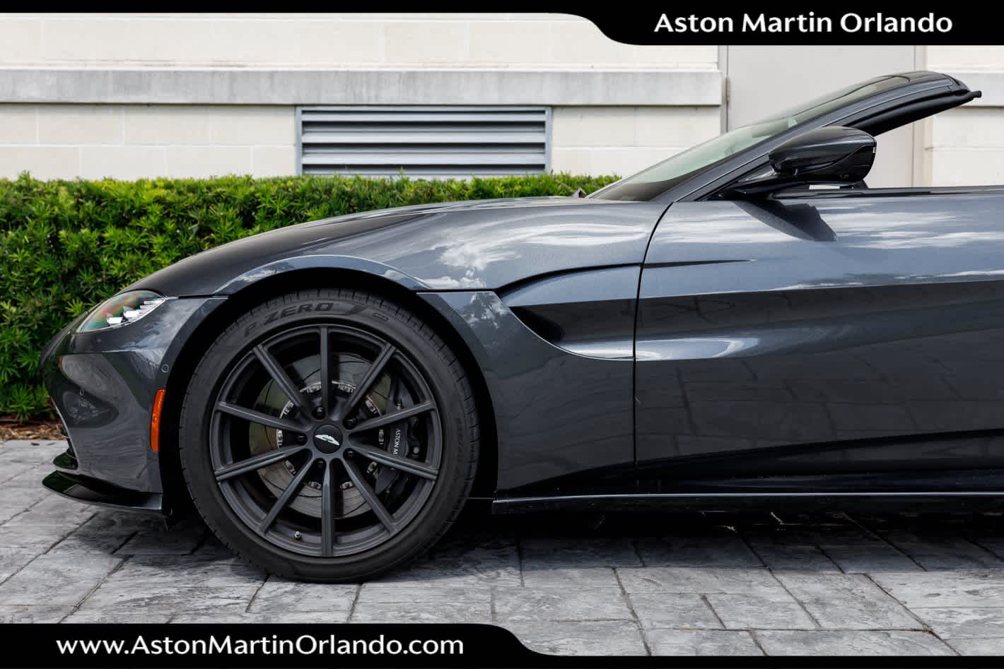 2021 Aston Martin Vantage Base