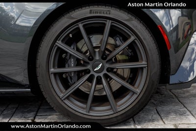 2021 Aston Martin Vantage Base