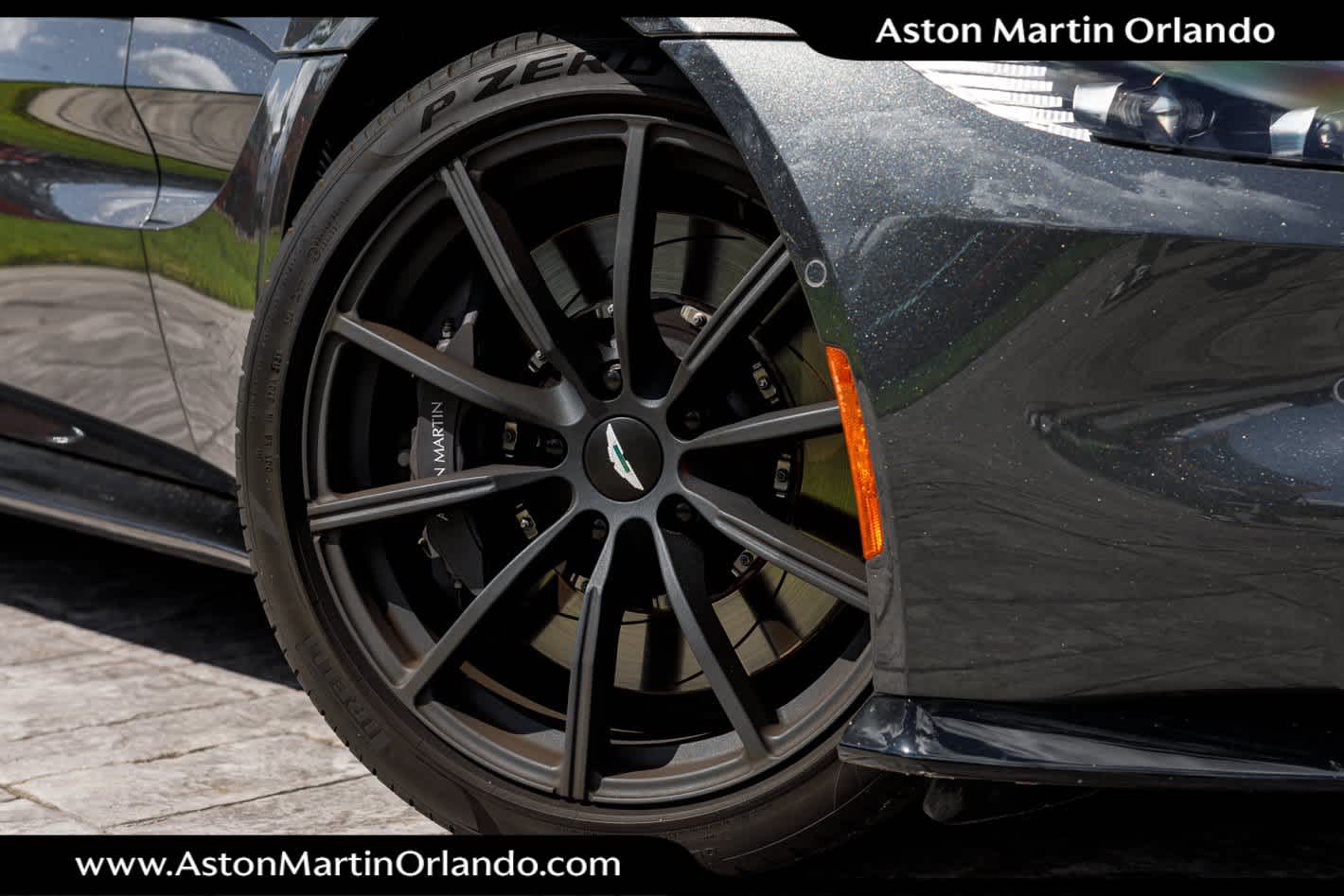 2021 Aston Martin Vantage Base