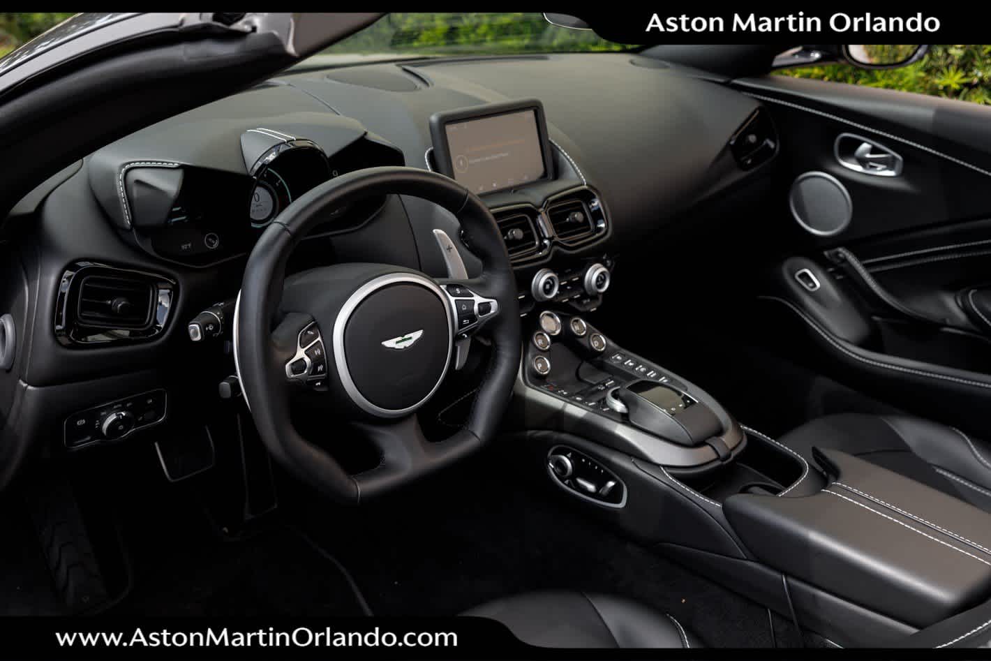 2021 Aston Martin Vantage Base
