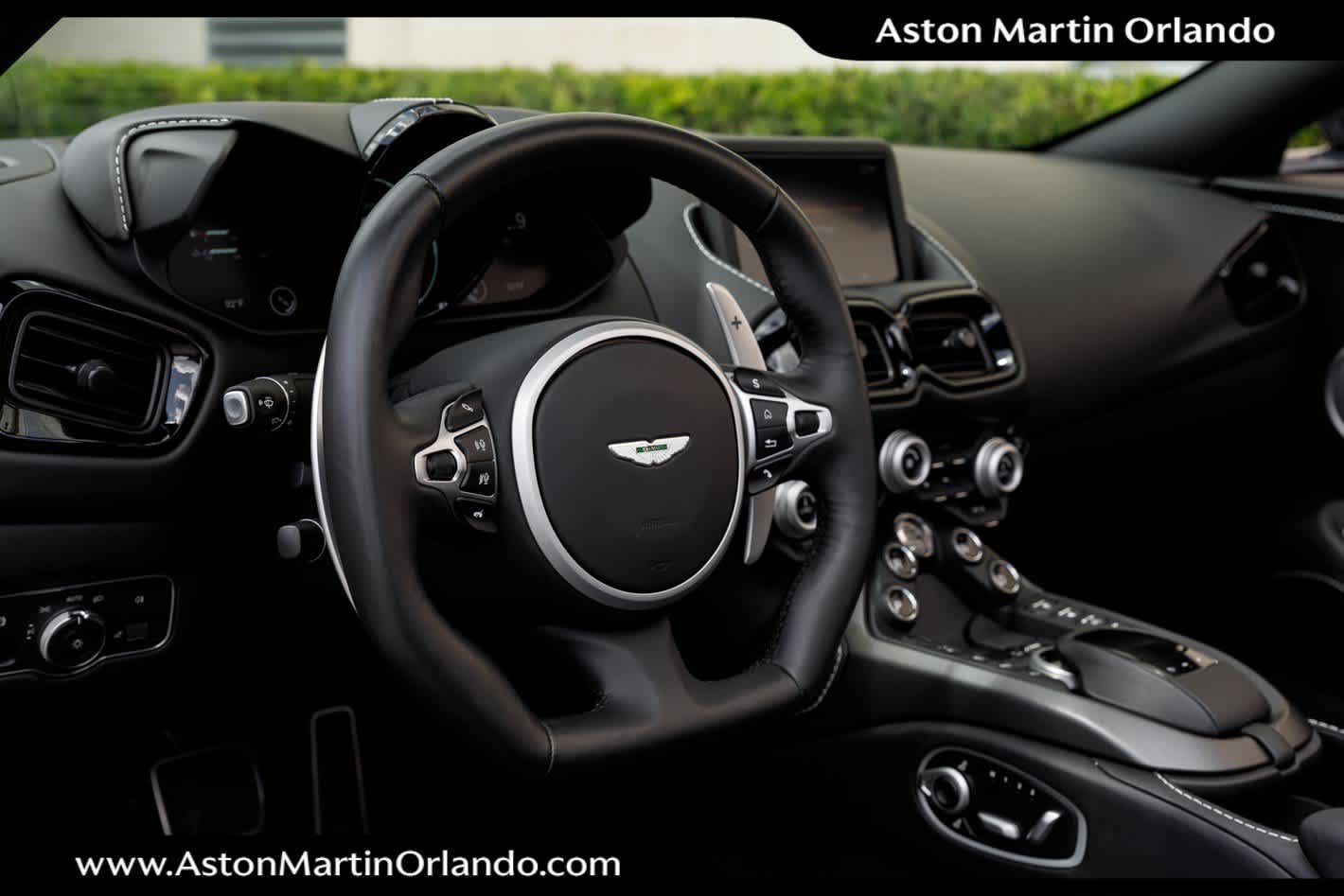 2021 Aston Martin Vantage Base