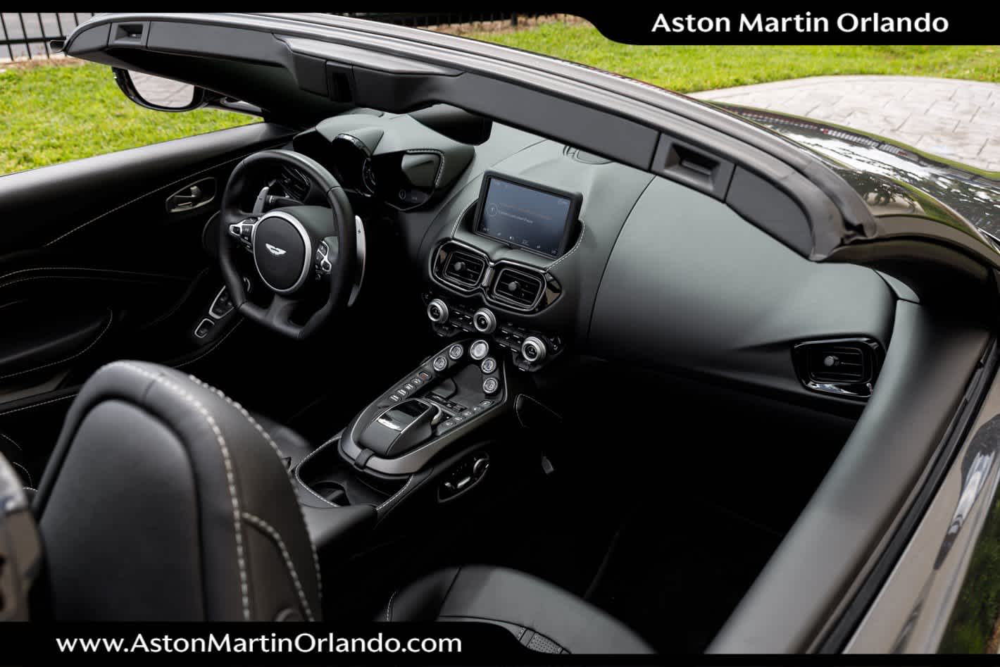 2021 Aston Martin Vantage Base