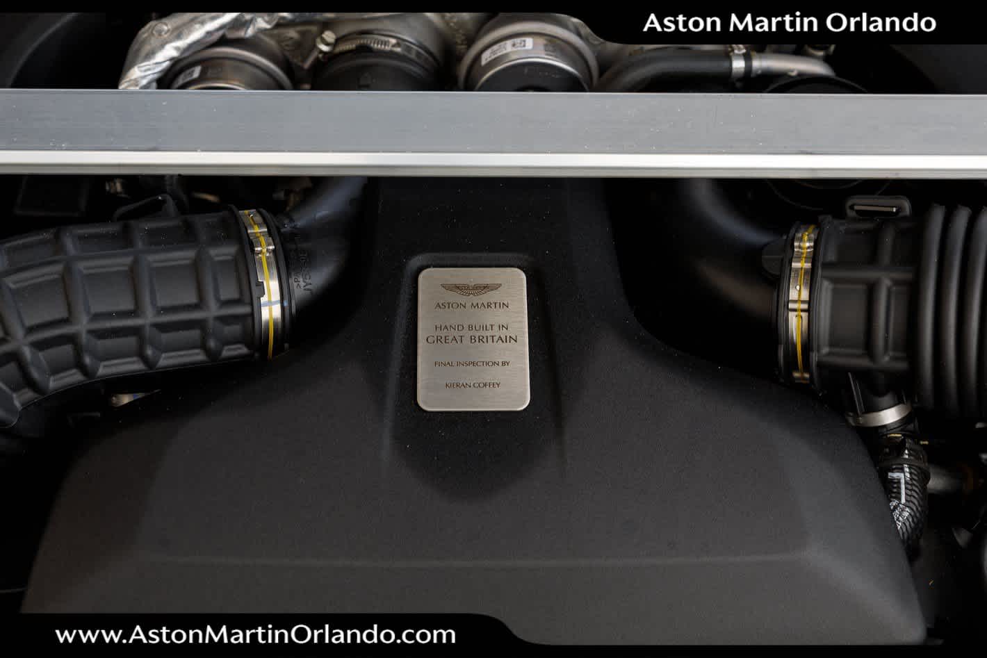 2021 Aston Martin Vantage Base