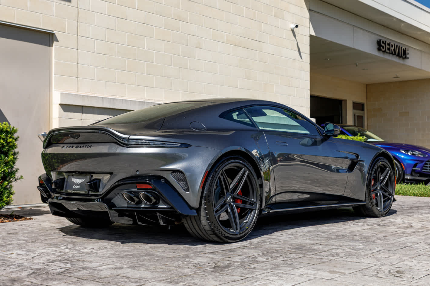 2026 Aston Martin Vantage Base