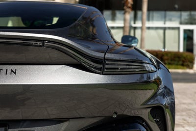 2026 Aston Martin Vantage Base