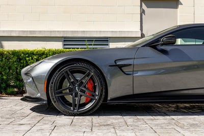 2026 Aston Martin Vantage Base