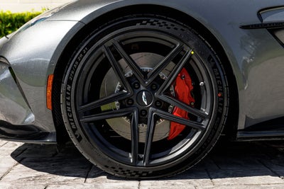 2026 Aston Martin Vantage Base