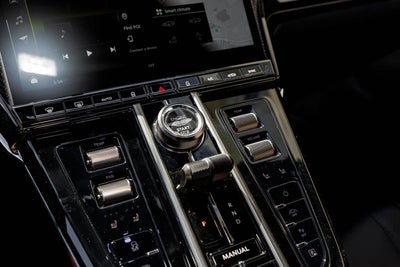 2026 Aston Martin Vantage Base