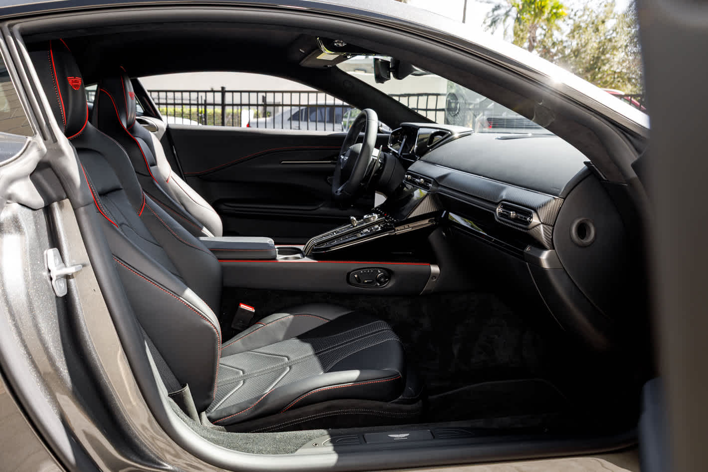 2026 Aston Martin Vantage Base