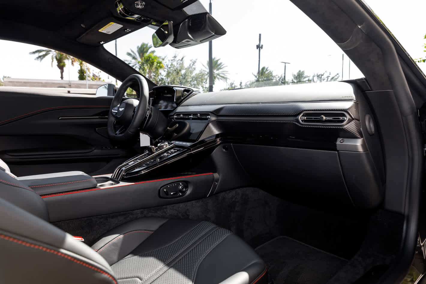 2026 Aston Martin Vantage Base