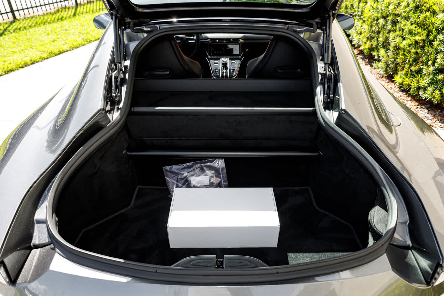 2026 Aston Martin Vantage Base