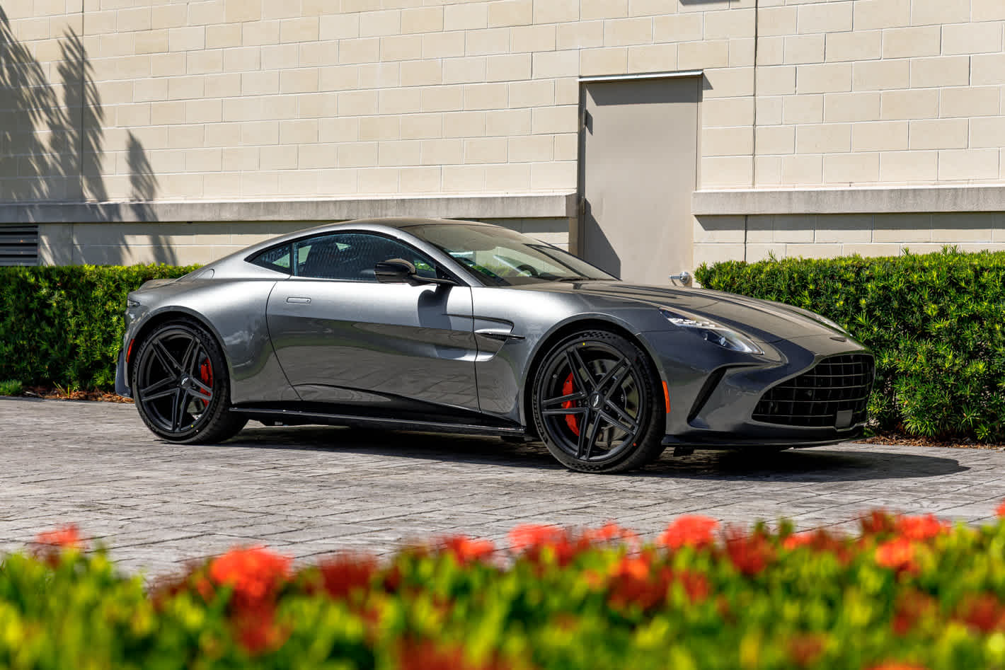 2026 Aston Martin Vantage Base