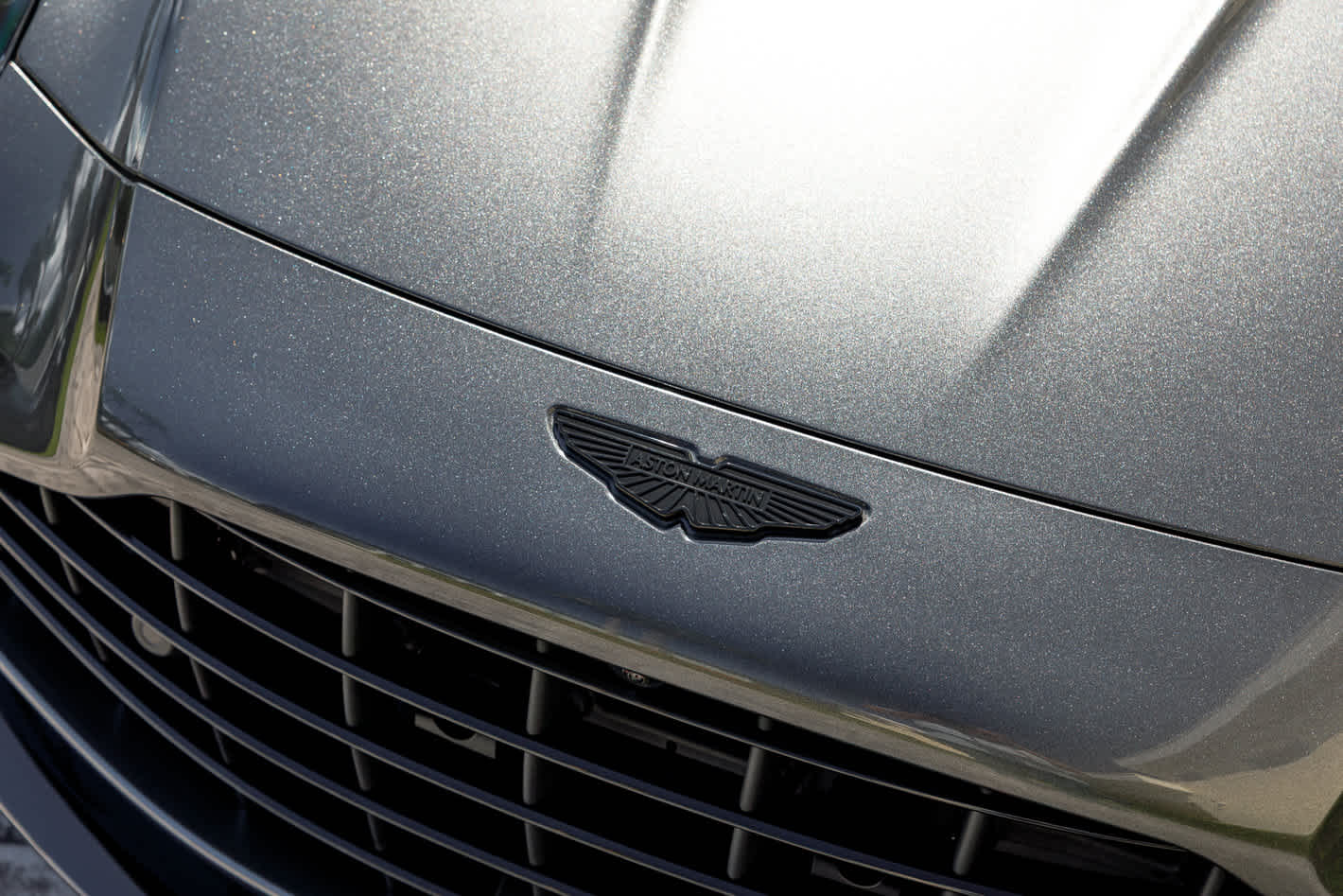 2026 Aston Martin Vantage Base