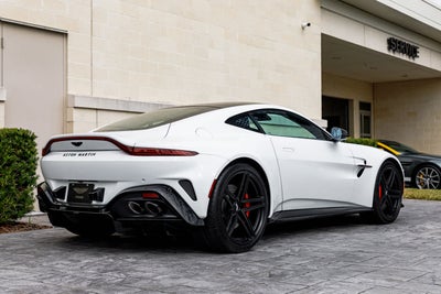 2025 Aston Martin Vantage Base