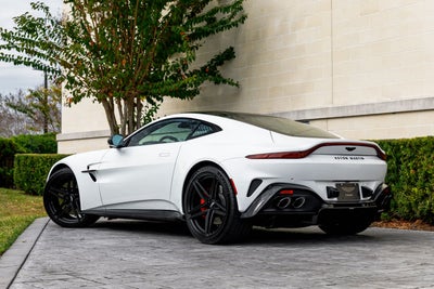 2025 Aston Martin Vantage Base