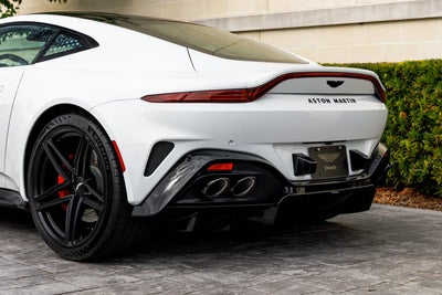 2025 Aston Martin Vantage Base