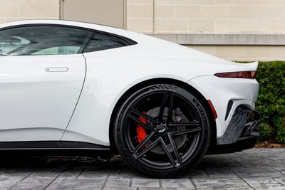 2025 Aston Martin Vantage Base