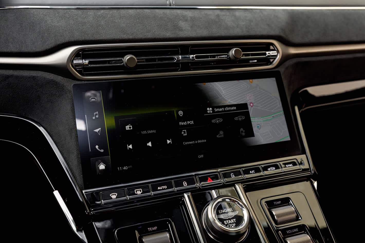 2025 Aston Martin Vantage Base