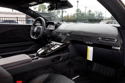 2025 Aston Martin Vantage Base