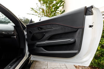 2025 Aston Martin Vantage Base