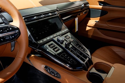 2026 Aston Martin Vantage Base