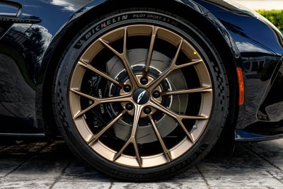 2026 Aston Martin Vantage Base